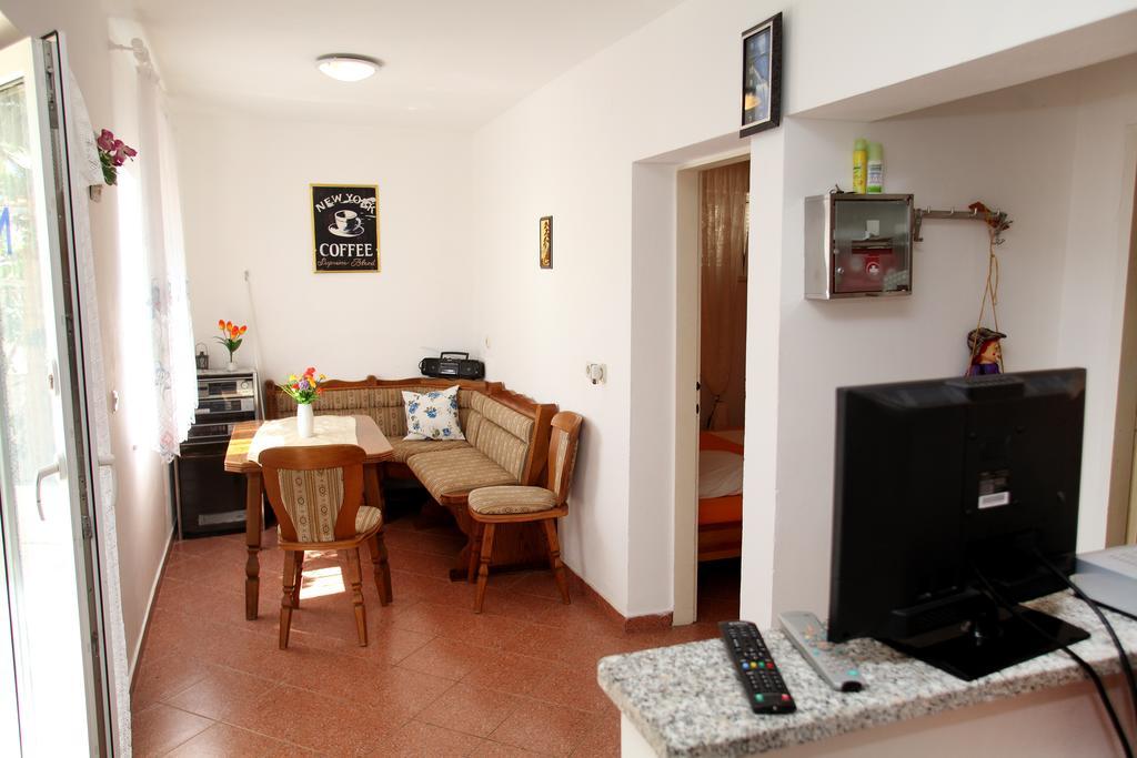 Apartments Jasmin Trogir Extérieur photo