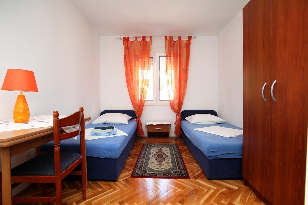 Apartments Jasmin Trogir Extérieur photo